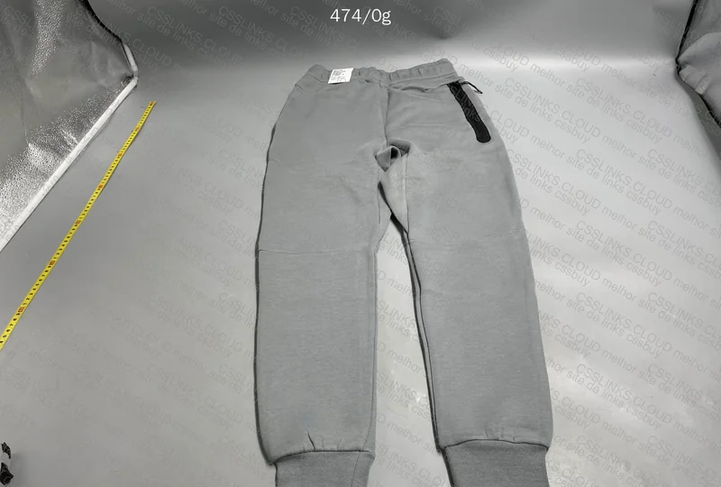 Tech Fleece Gray from Husky with Measurements 6