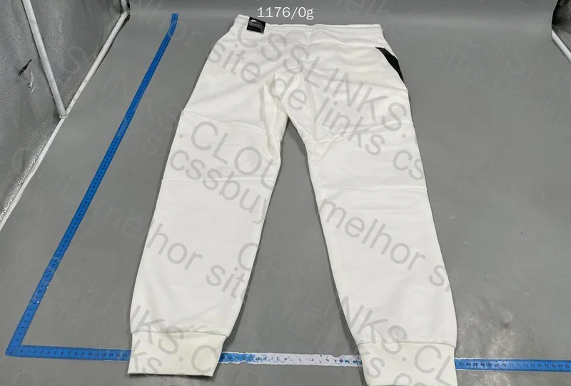Tech Fleece (with Measurements)