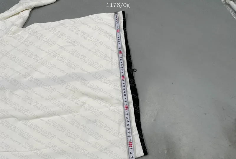 Tech Fleece (with Measurements) 10