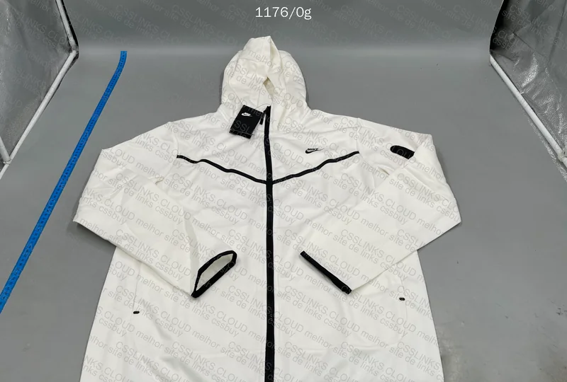 Tech Fleece (with Measurements) 9