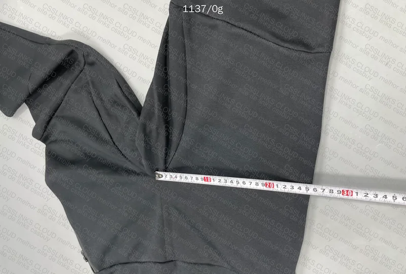 Tech Fleece - with Measurements 10