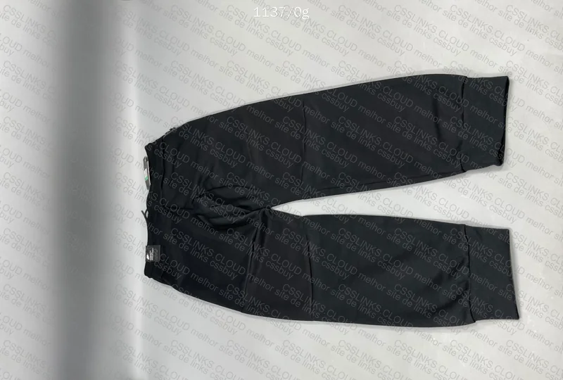 Tech Fleece - with Measurements 2