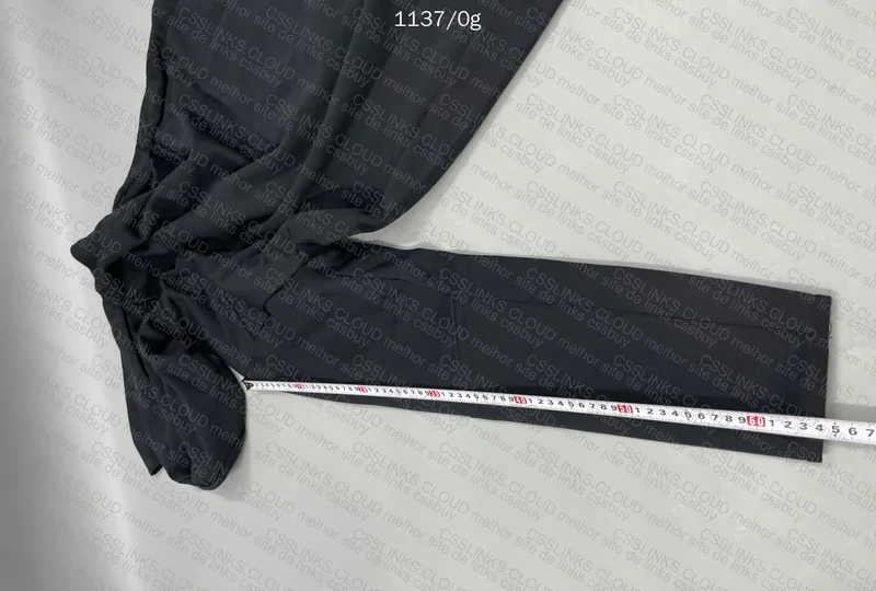 Tech Fleece - with Measurements 5