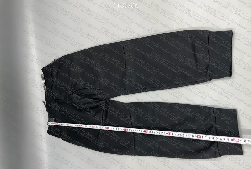 Tech Fleece - with Measurements 7