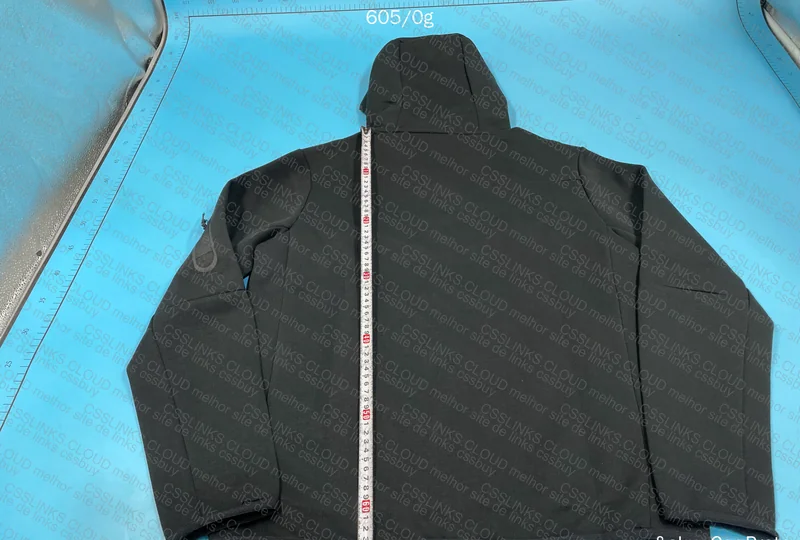 Tech Fleece with Measurements 8