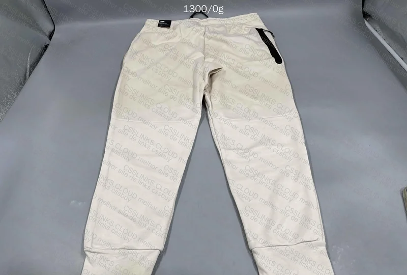 Tech Fleece Cream 6