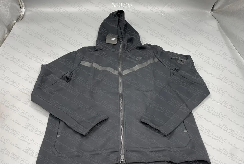 Tech Fleece (GL?) 2