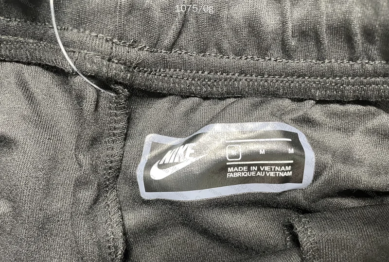 Tech Fleece (GL?) 8