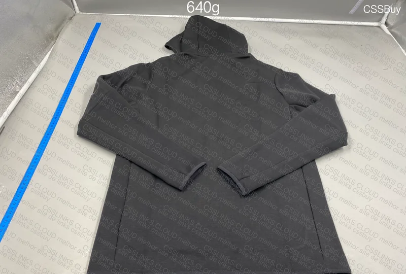 Tech Fleece Husky 3