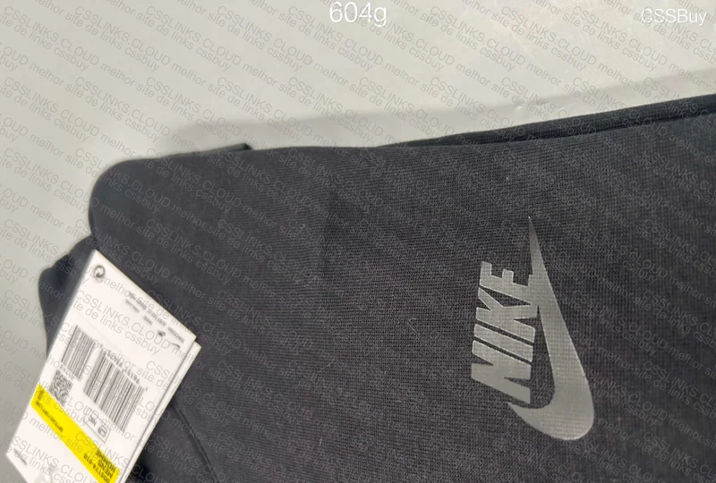 Tech Fleece Husky