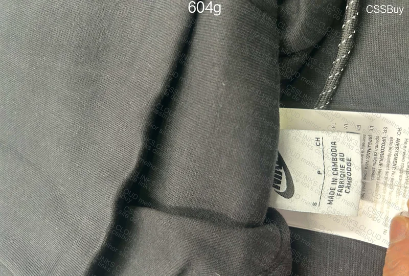 Tech Fleece Husky 5