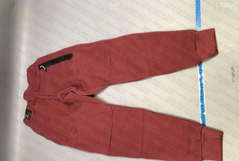 Tech Fleece Husky 5