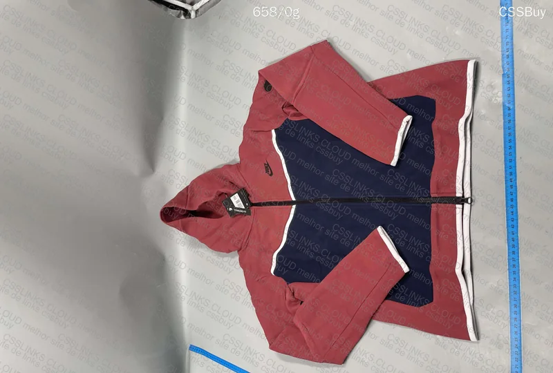 Tech Fleece Husky 9