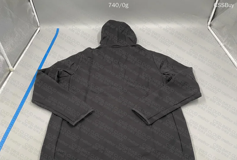 Tech Fleece Husky 4