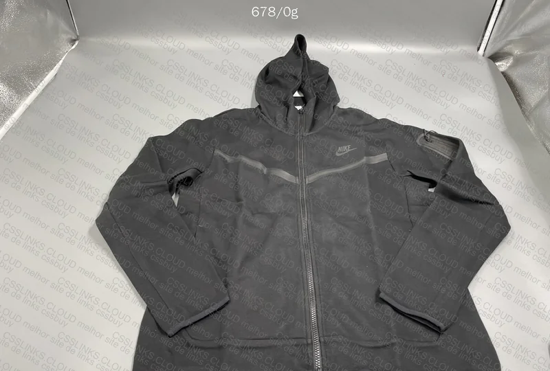 tech fleece husky