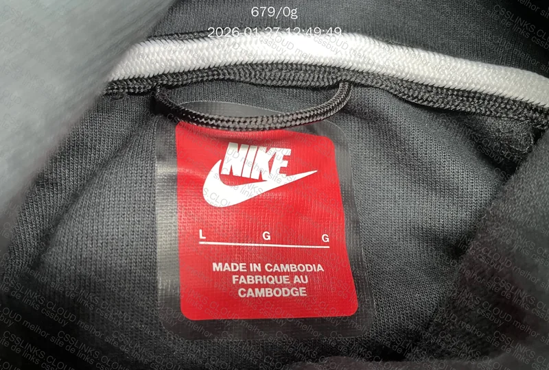 Tech Fleece Husky 2