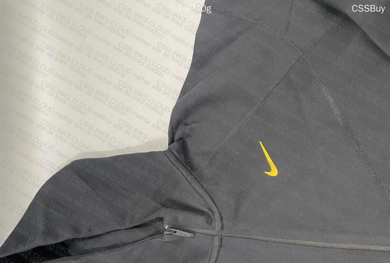 TECH FLEECE HUSKY (WITH MEASUREMENTS) 3