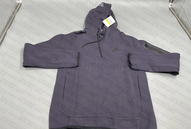 Tech fleece Husky (Sale)