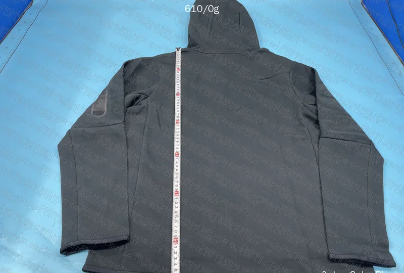 Tech Fleece M (with measurements)