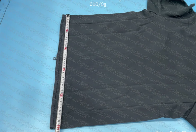 Tech Fleece M (with measurements) 2