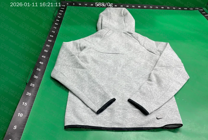 Tech Fleece Nicolas Maduro