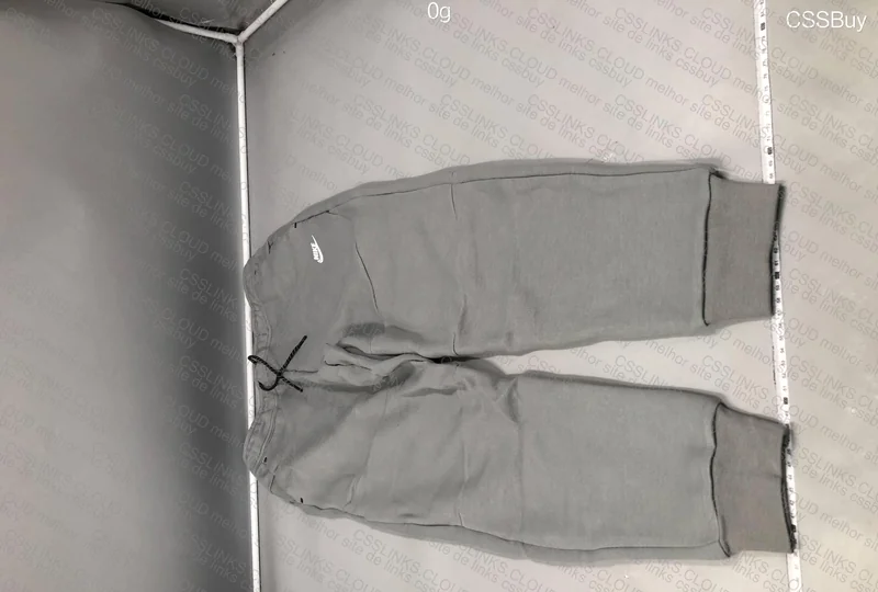 tech fleece nike - husky 9