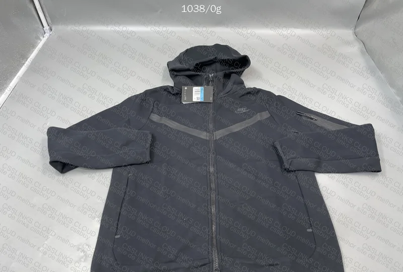 Nike Black Tech Fleece 2
