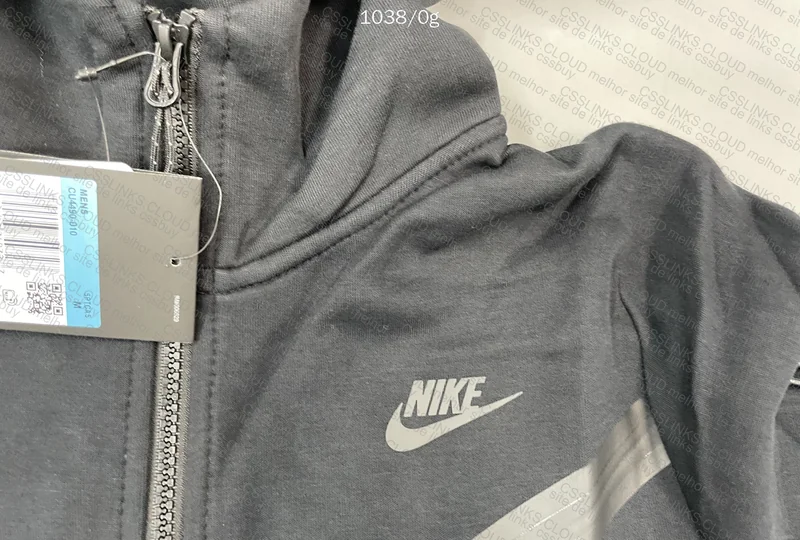 Nike Black Tech Fleece 3