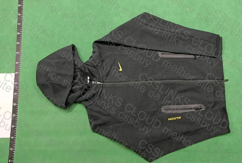 tech fleece nike X nocta
