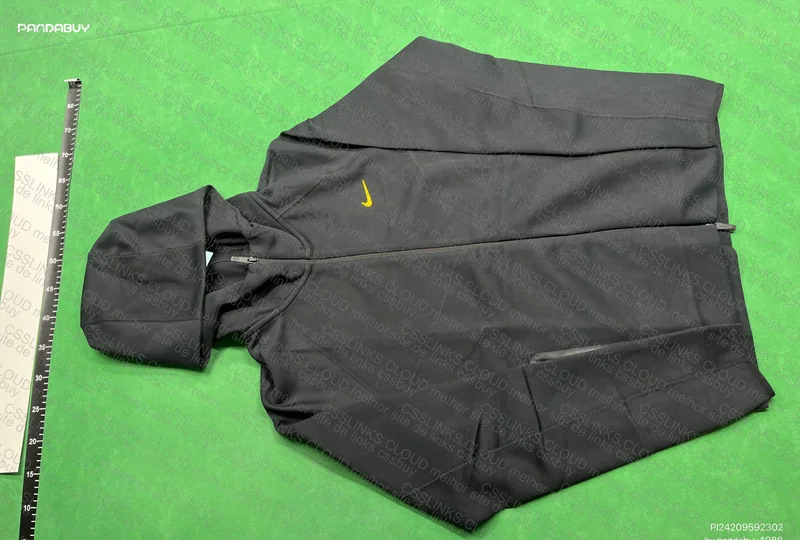 TECH FLEECE NOCTA 4