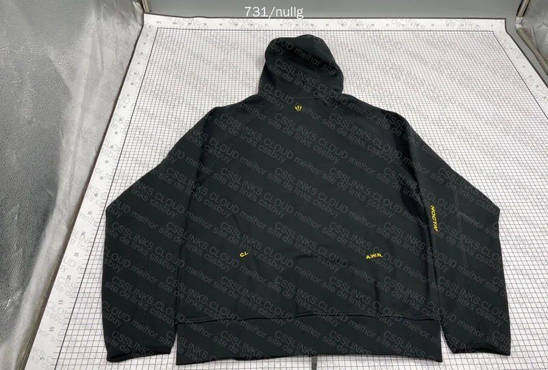 Tech fleece nocta 3