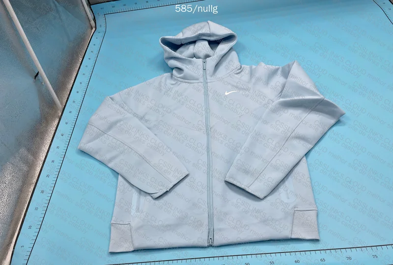 Tech Fleece Nocta