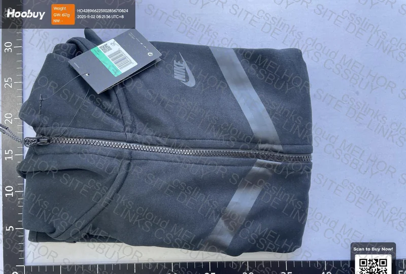 Black Nike Tech Fleece