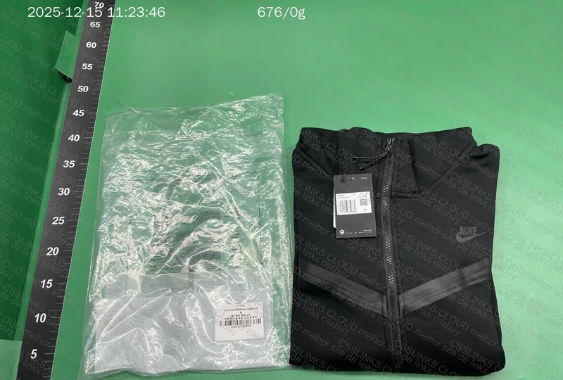 Black Tech Fleece