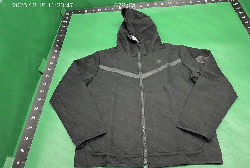 Black Tech Fleece 3