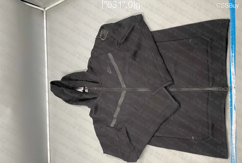 Black Nike Tech Fleece 8