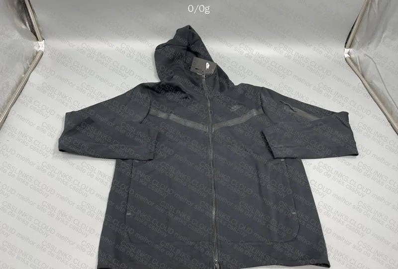Black Nike Tech Fleece 2