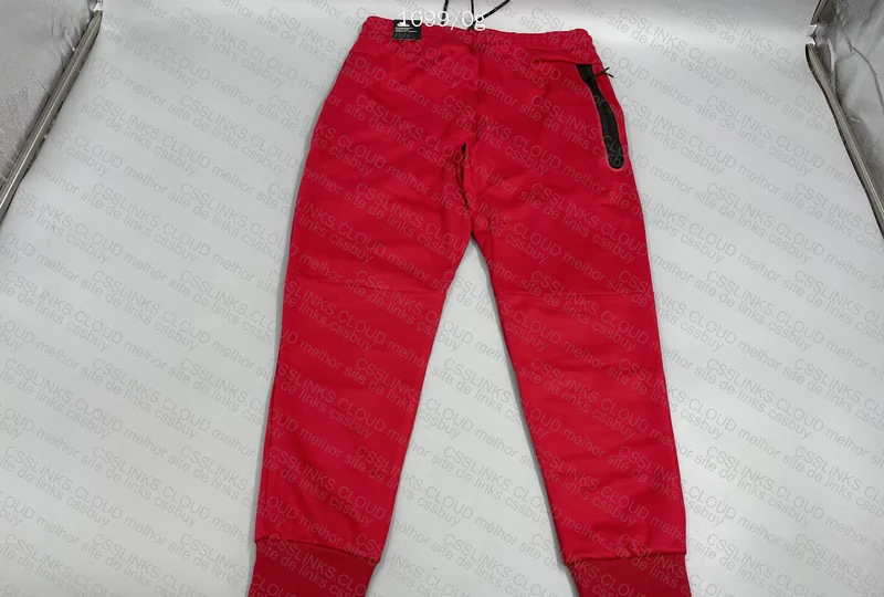 Tech Fleece Red 5