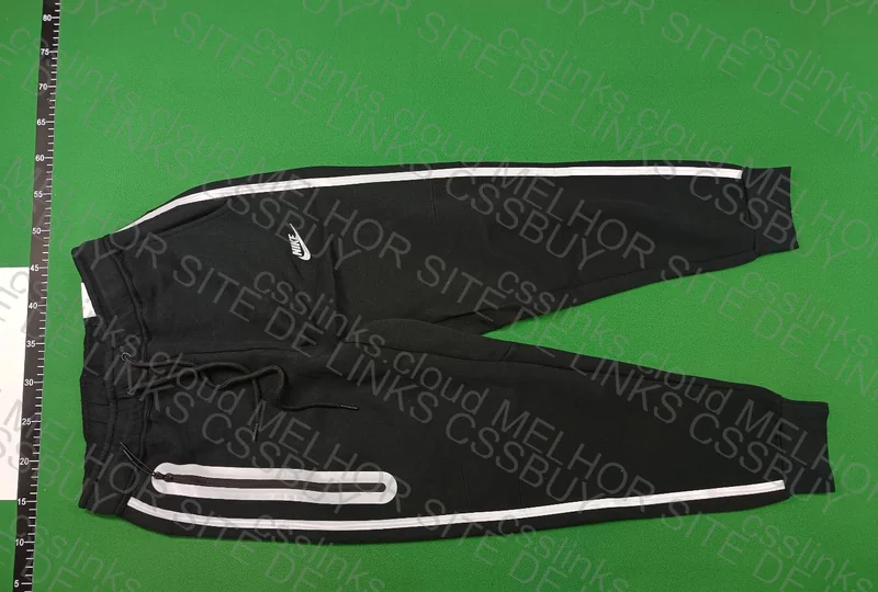 Tech Fleece refletiva 4