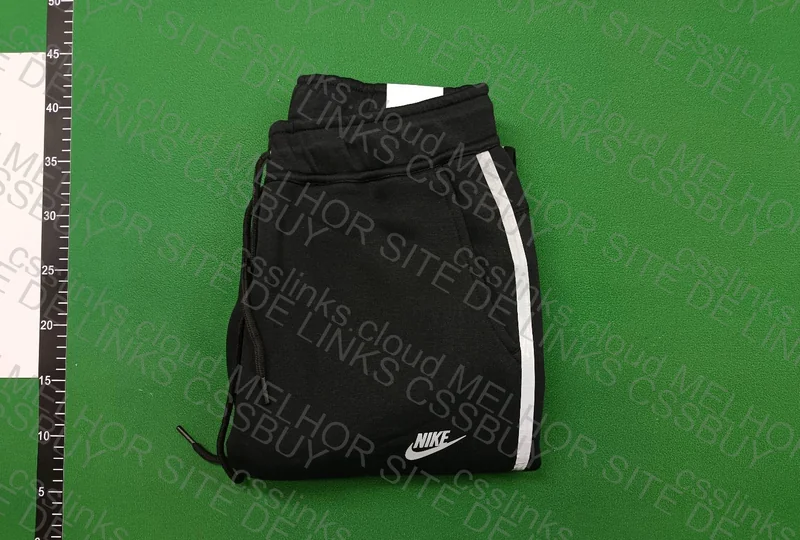 Tech Fleece refletiva 5