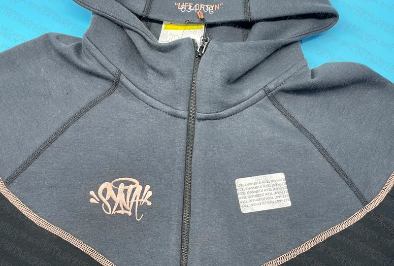 Tech fleece Syna 4