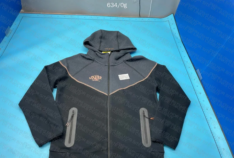 Tech fleece Syna 5