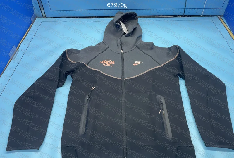 tech fleece syna 3
