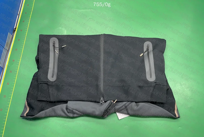Tech Fleece Syna 6