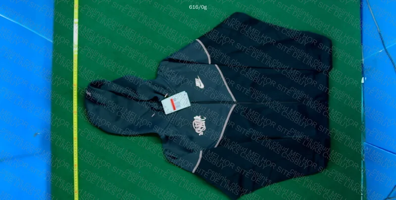 Tech Fleece Syna - Husky