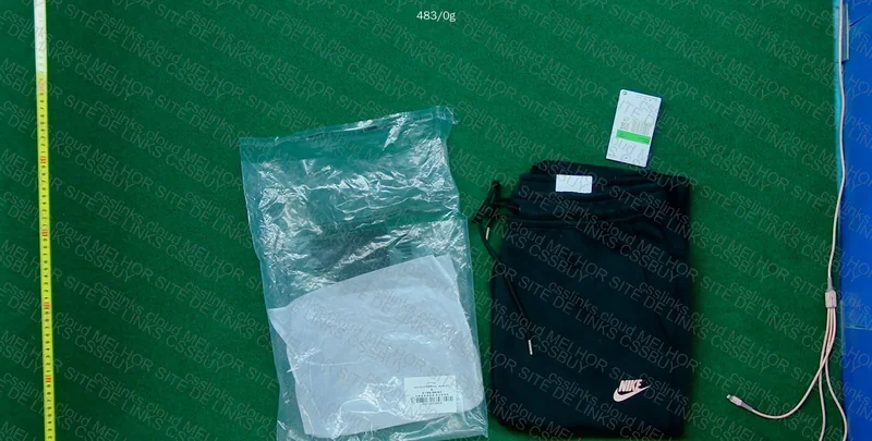 Tech Fleece Syna - Husky 2