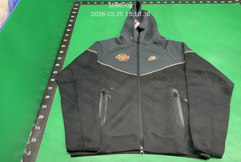 Tech Fleece Syna x NIKE 8