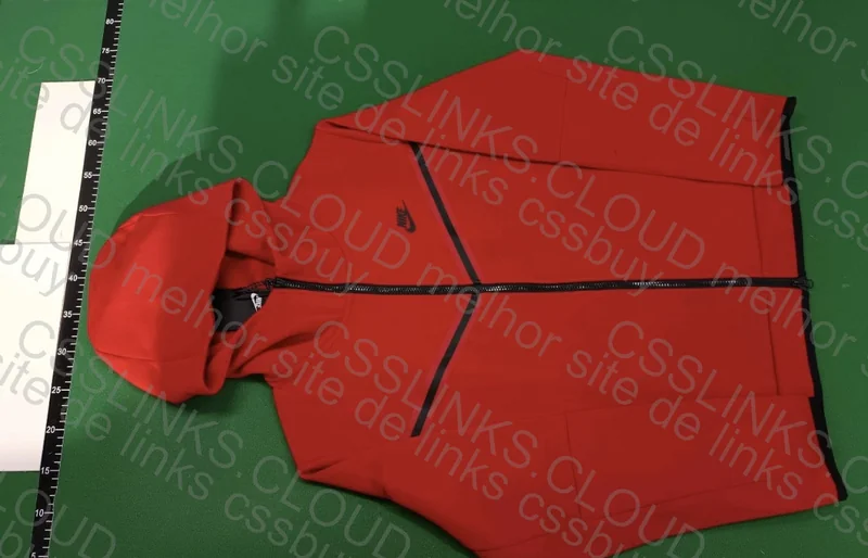Red Nike Tech Fleece 2