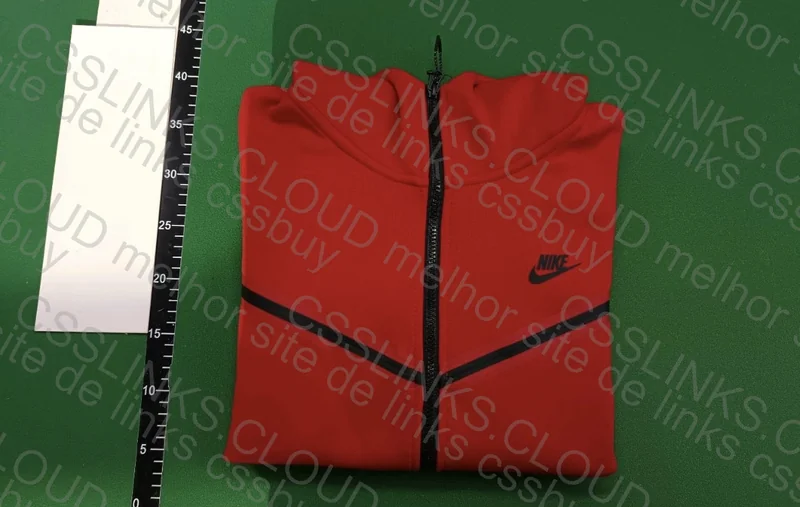 Red Nike Tech Fleece 4