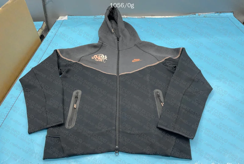 Tech Fleece X Syna World 2